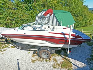 2008 Bryant 210 Bowrider 0 GOPR0604