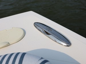 BONHEUR 3 Flush Deck Cleat 