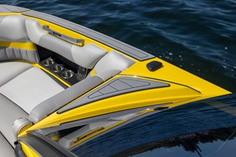 MALIBU MKZ 18 