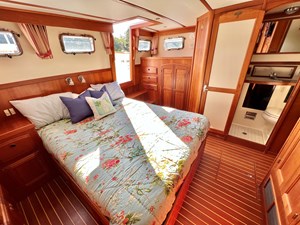 SWAMP FOX 1 Master Stateroom