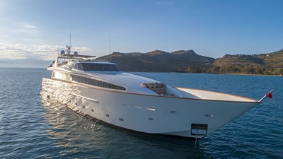 AQUILA 0 Steel Hull 37 meters Italian Built 2003