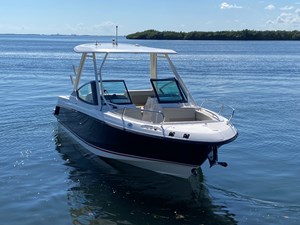 CASA - 2022 Boston Whaler 240 Vantage @ Cancun 2 