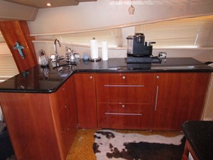 SEDONA 12 Port Side Beverage Center 