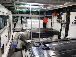 - 26 27_2019 66ft Sunseeker Manhattan