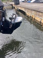 2010 Intrepid 245 Center Console 18 
