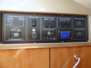 Z 77 80_2007 62ft Sunseeker Predator Z