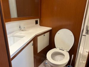 2016 Beneteau Oceanis 60 29 