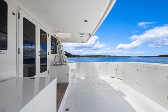 QUE SA-RAH SA-RAH 47 Aft Deck