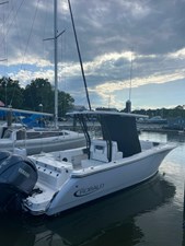 2023 Robalo R270 0 