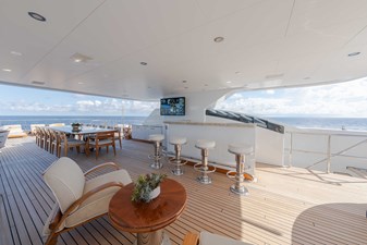 SUPERYACHT W 57 Sun Deck Bar