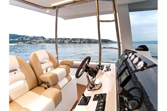 33 OFFSHORE 15 rodman_33_offshore_16