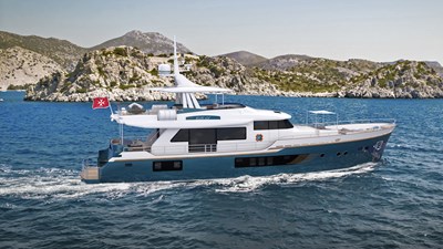 VOYAGE ONE 8   