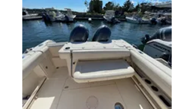 2016 Grady-White Freedom 275 18 