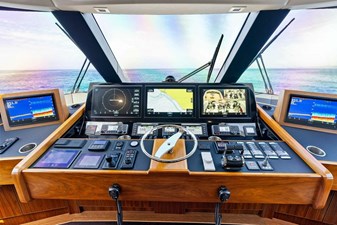 TEAM MAYHEM 2 2018 Viking 80 Skybridge 'Team Mayhem'