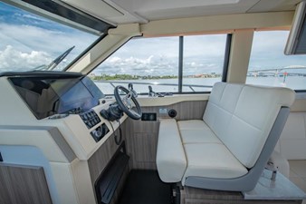 Regal 38 29 