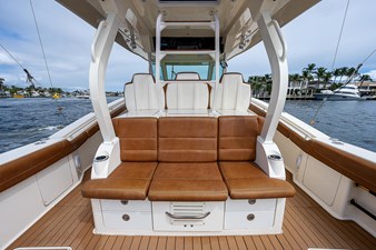 2016 42' Scout 420 LXF 27 