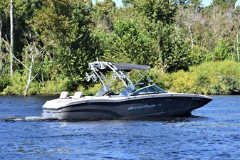2015 Mastercraft x23 2 
