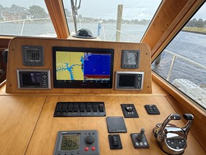 STARLITE 25 Helm Electronics
