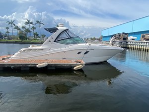 2009 SEA RAY 310 SUNDANCER  0 01-Starboard