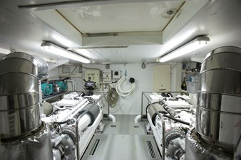 LADY VICTORIA 44 