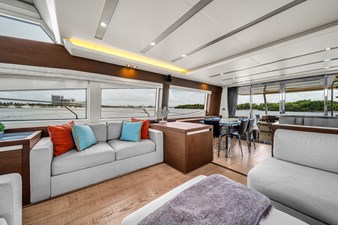 2015 Prestige 750 40 