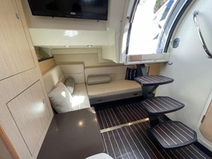 Monterey 335 Sport Yacht 21 2016-monterey-335-sport-yacht-power-9542251-20240910120202397-1_LARGE