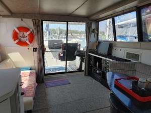 1989 Mainship 35 Mediterranean 20 