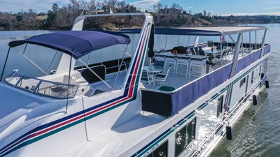 2001 Norris Yachts 85x18 Houseboat 7 