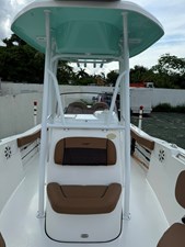 2017 TIDEWATER 220  2 