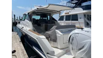 2021 Tiara Yachts 43 LE 7 