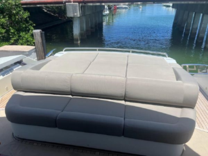 2012 Pershing 64 X 15 17