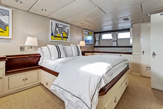 CHANTICLEER 30 