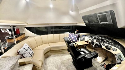 2002 Carver 570 Voyager Pilothouse 9 