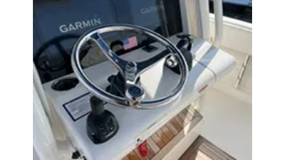 2020 Jupiter 34 Center Console 22 