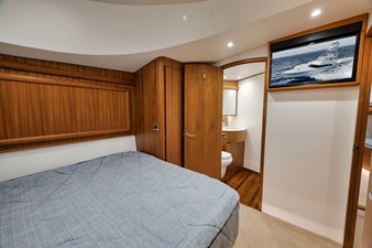 RAINMAKER 12 Master Stateroom