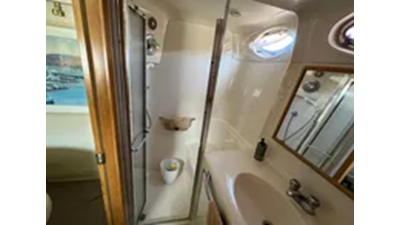  1997 Sea Ray 420 Aft Cabin 51 