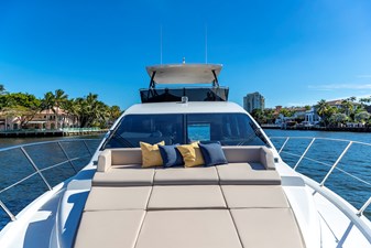 2022 Dyna Flybridge 63 12 62_DYNA_PRINT-24 (Custom)