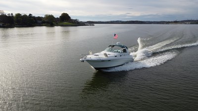 1997 Sea Ray 330 Sundancer 9 