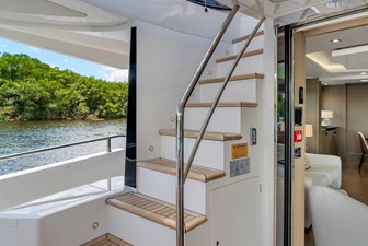 Aqua Vista  12 