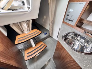 2020 Four Winns Vista 255 19 