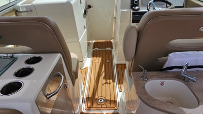 2019 Sailfish 325 DC 43 