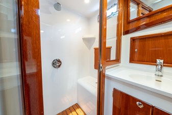 NORUMBEGA 14 Stall Shower
