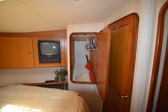 - 35 36_2003 48ft Ocean Yachts 48 Super Sport