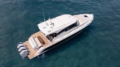 Lorax 22 2024 Tiara Yachts 48 LE