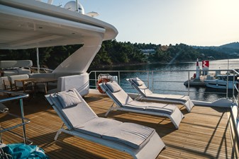 TAMUSIA 36 Tamusia upper aft deck