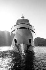 EZGY 33 _EB_3511[BW]