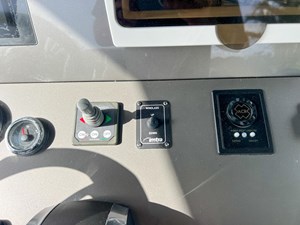 2014 Midnight Express 37 Open  31 