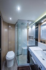 2017 Cruisers Yachts 60 Cantius 44 