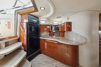 Sea Ray 380 Sundancer 5 HighRes-05