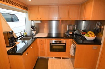 SLAINTE III 4 Galley